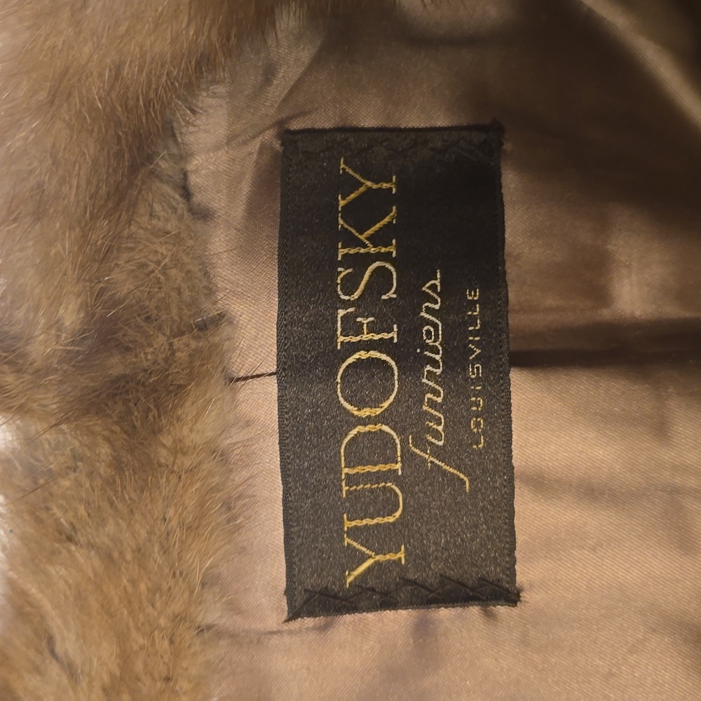 Brown mink real Fur Coat for Women - Picture 16 of 16